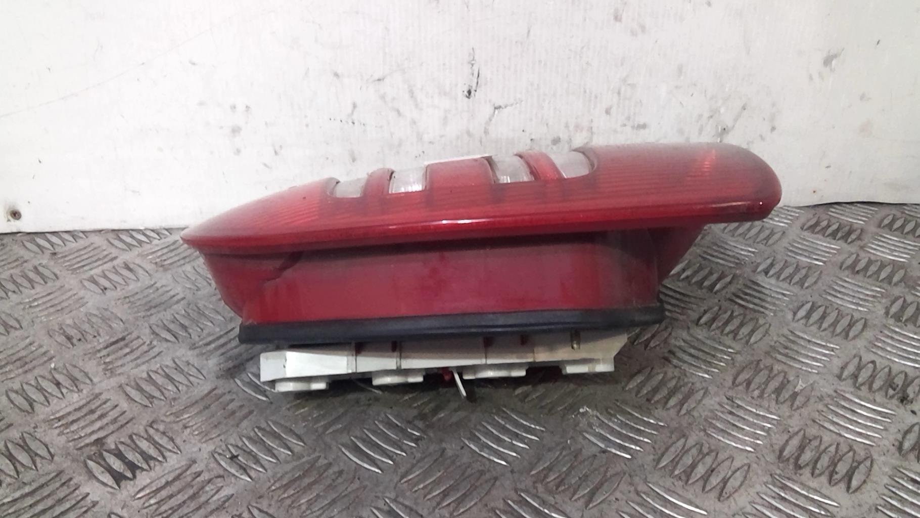 Fanale posteriore principale sinistro (luci) SKODA SUPERB 1 Diésel - 1