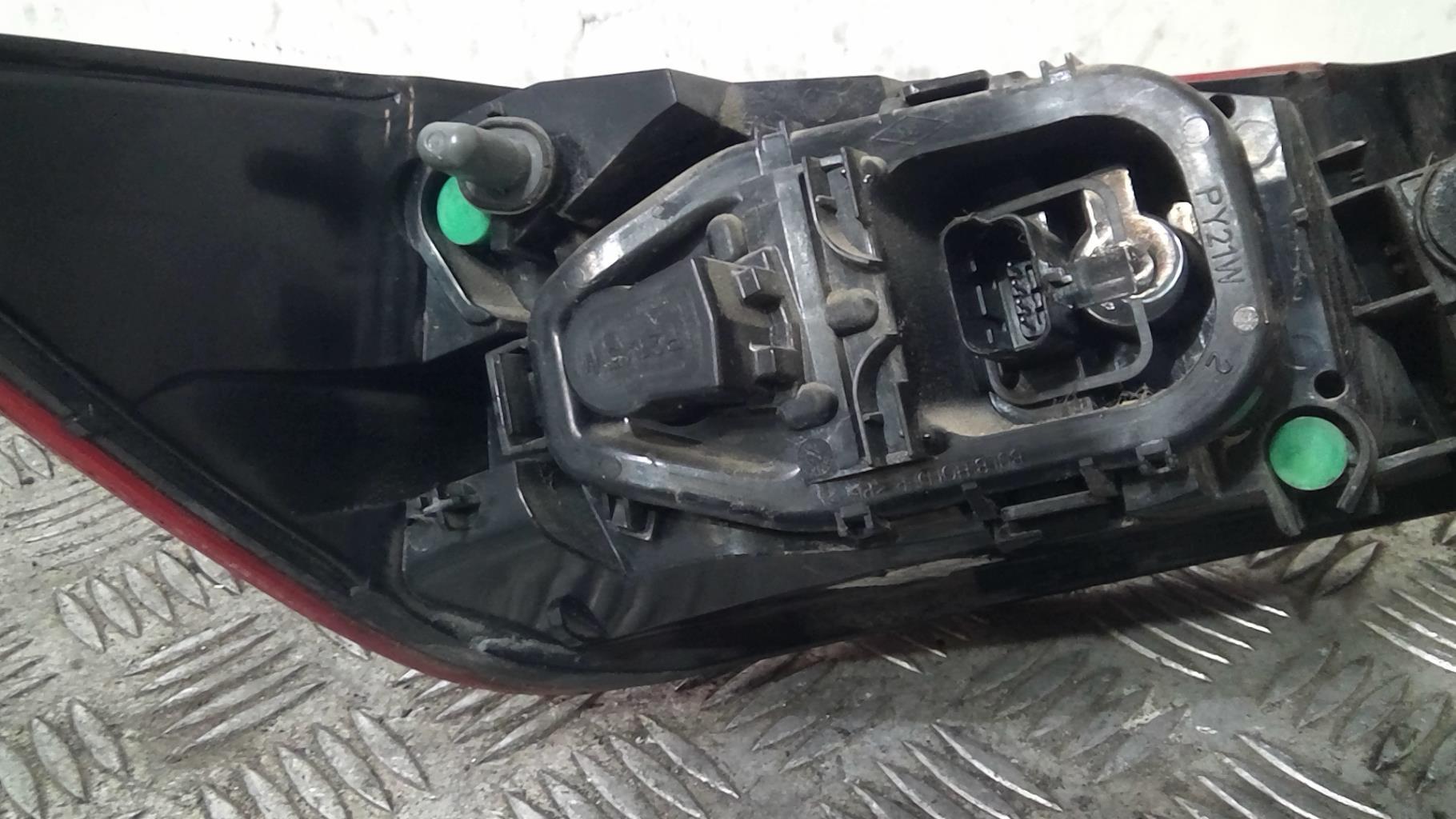 Fanale posteriore principale destro (luci) RENAULT CLIO 4 PHASE 1 Diésel - 1