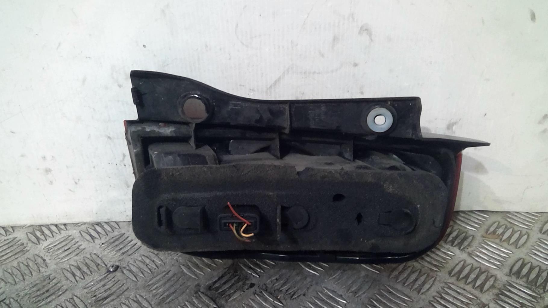 Fanale posteriore principale sinistro (luci) NISSAN MICRA 3 PHASE 1 Gasolina - 1
