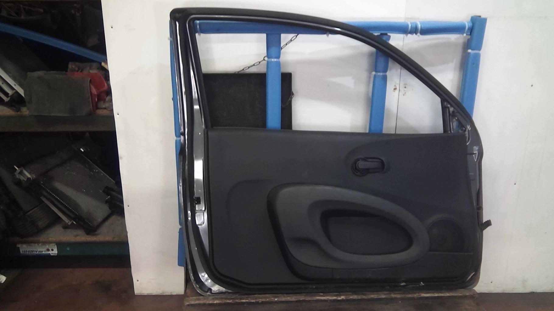 Portiera anteriore sinistra NISSAN MICRA 3 PHASE 1 Gasolina - 1