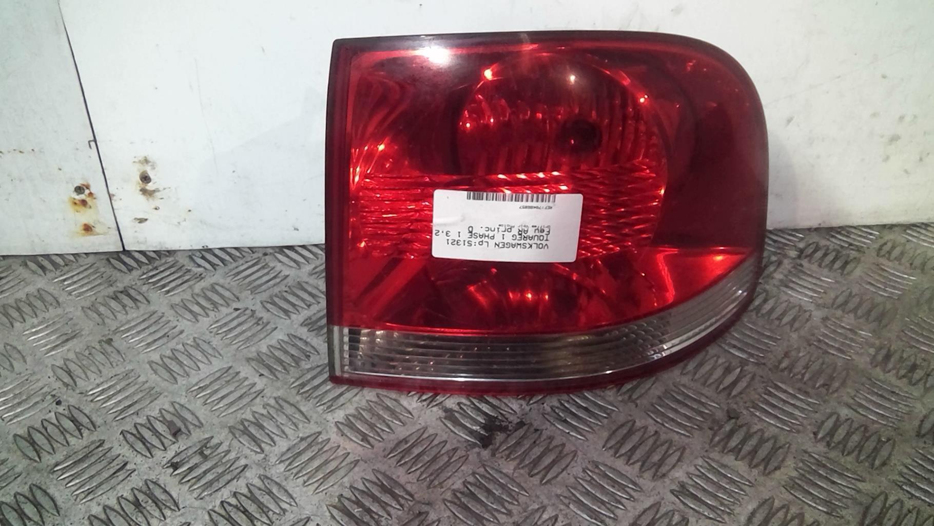 Fanale posteriore principale destro (luci) VOLKSWAGEN TOUAREG 1 PHASE 1 Gasolina - 1