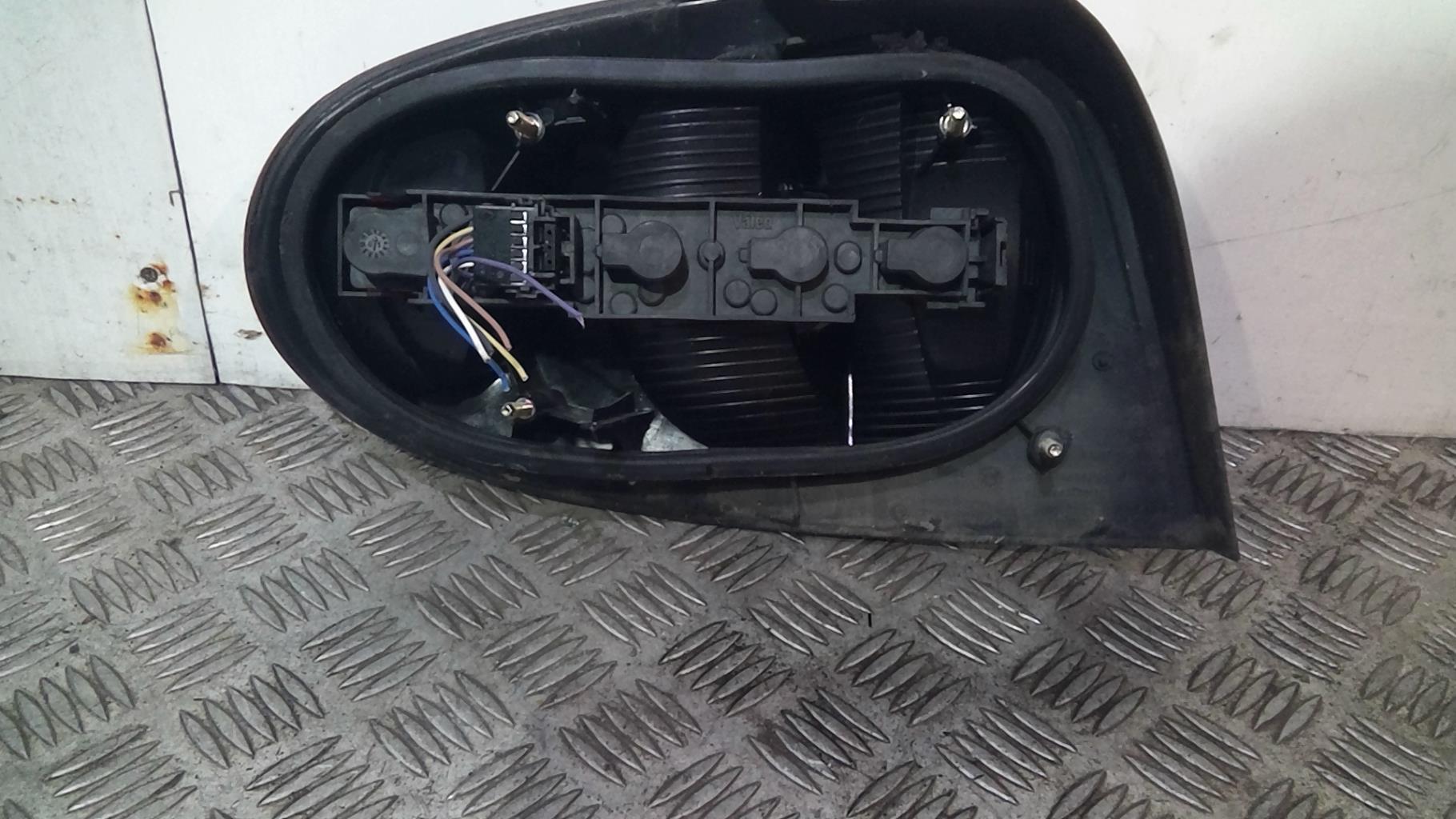 Fanale posteriore principale destro (luci) RENAULT MEGANE 1 PHASE 2 COUPE  - 1