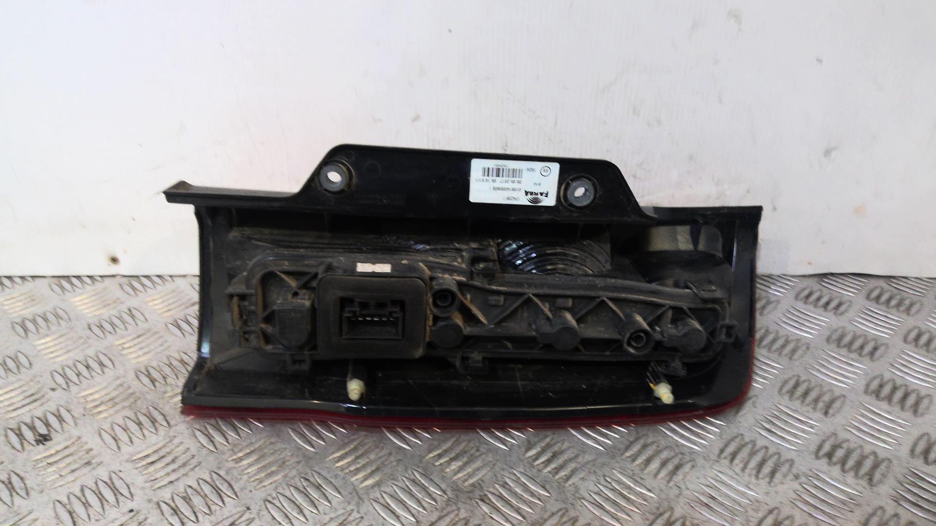 Fanale posteriore principale sinistro (luci) PEUGEOT BIPPER Diésel - 1