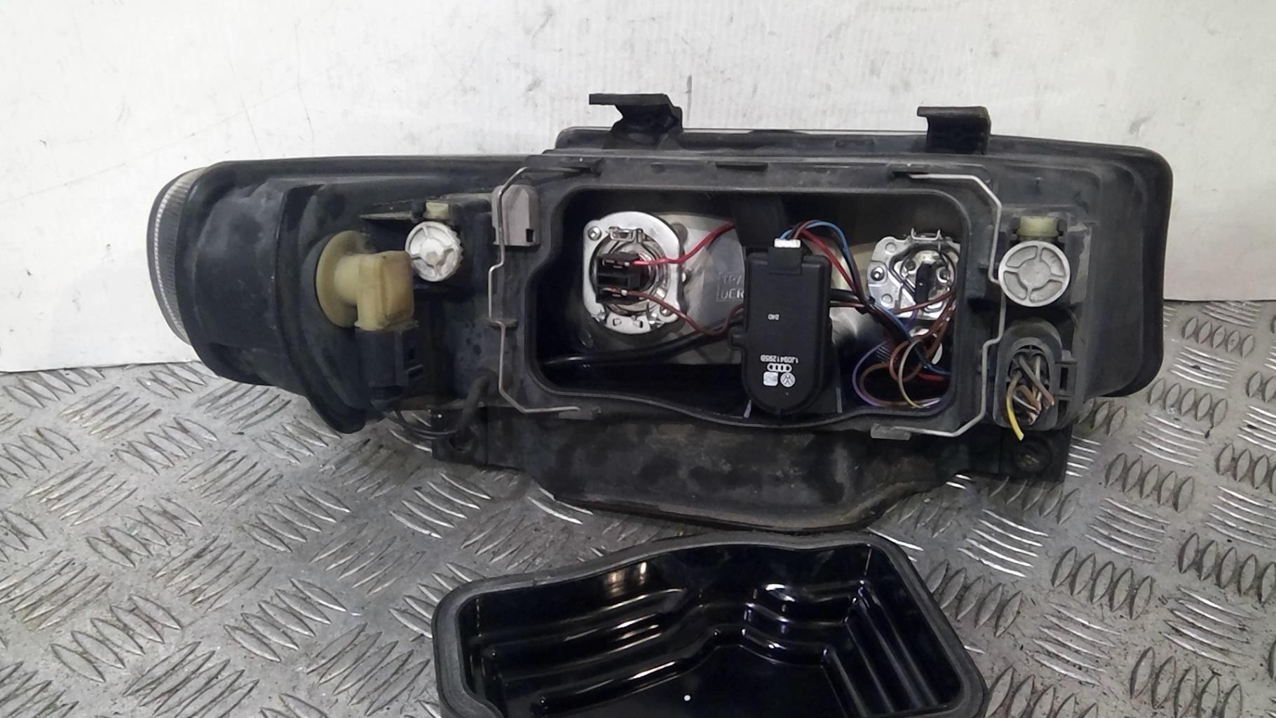 Gruppo ottico anteriore principale sinistro (luci)(faro) SEAT TOLEDO 2 Diésel - 1