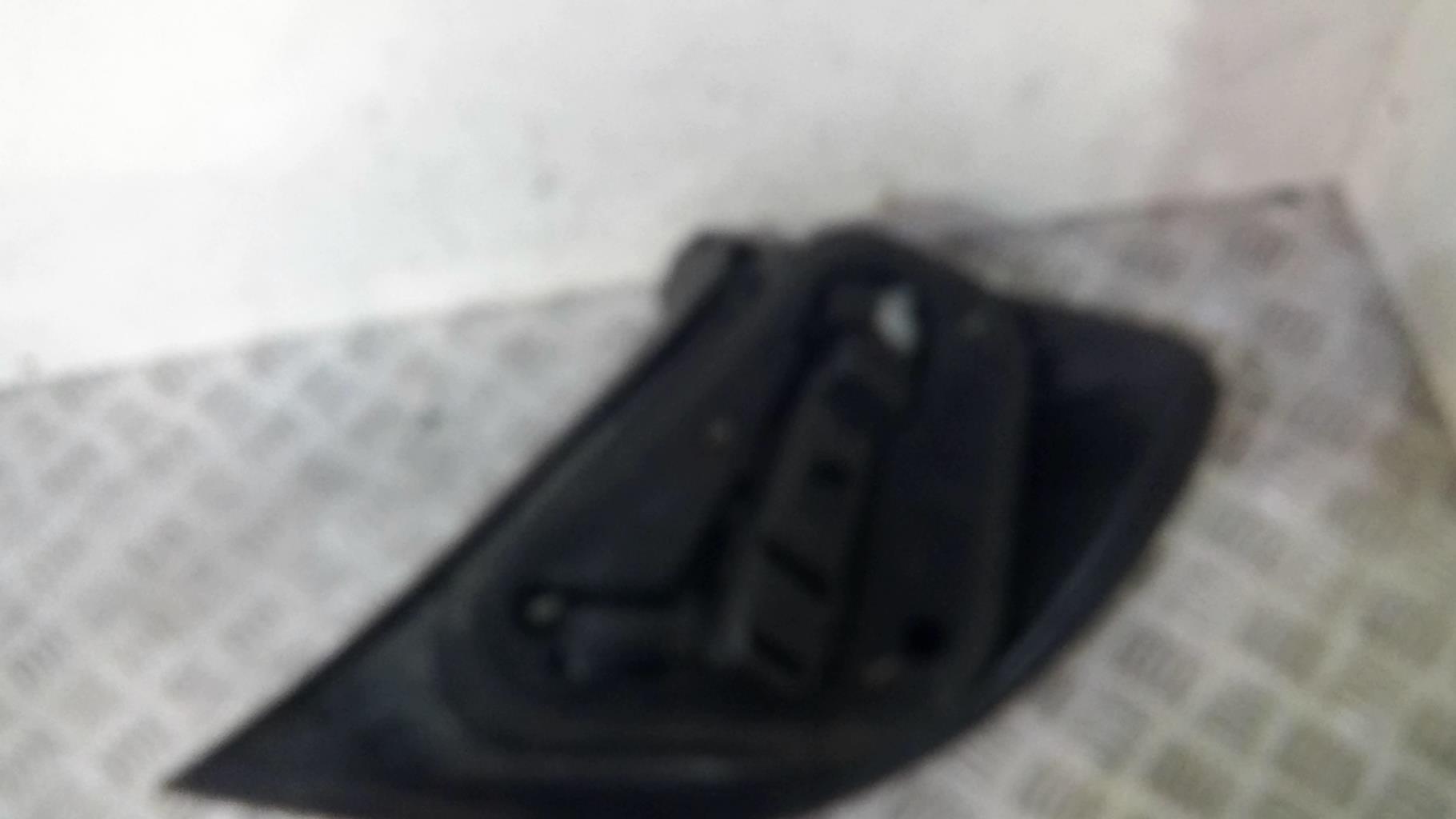 Fanale posteriore principale sinistro (luci) MERCEDES CLASSE C 203 COUPE SPORT PHASE 1 Diésel - 1