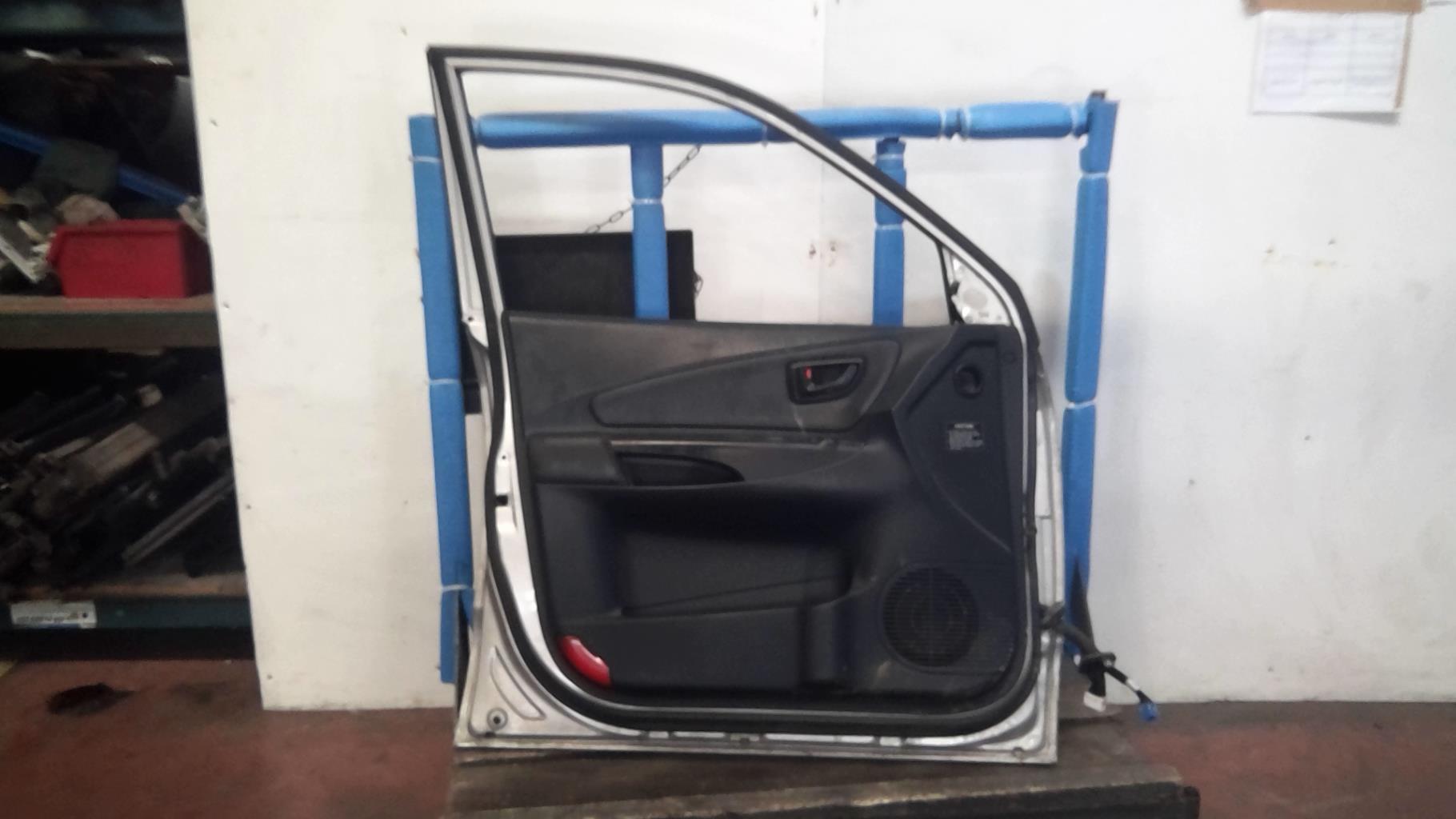 Portiera anteriore sinistra HYUNDAI TUCSON 1 Diésel - 1