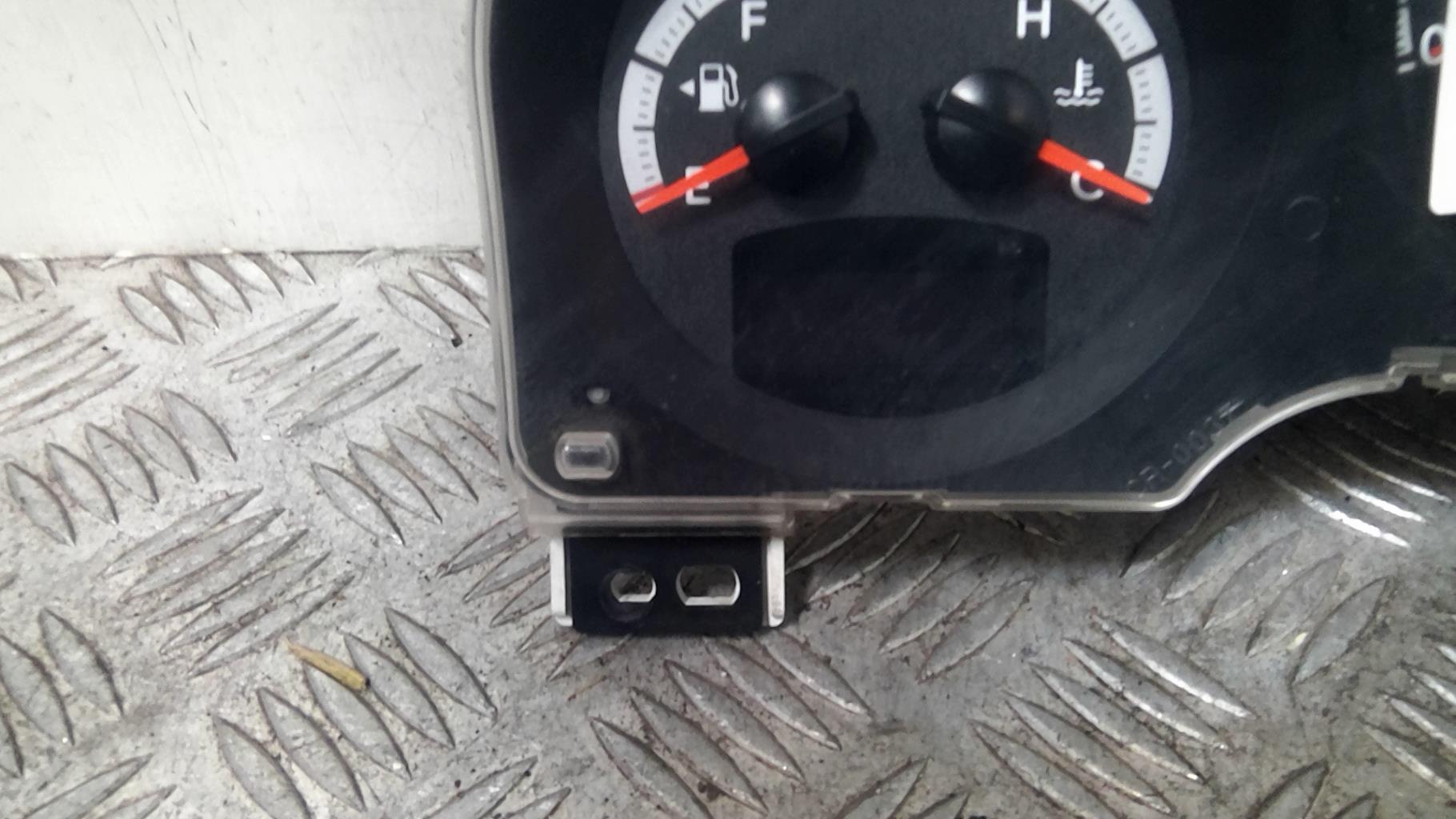 Compteur DODGE NITRO  - 1