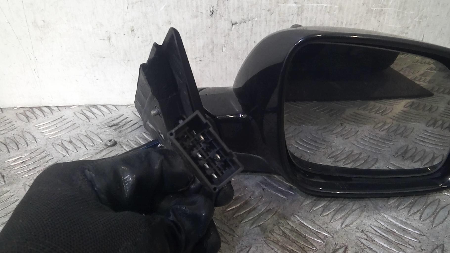 Specchietto retrovisore destro VOLKSWAGEN PASSAT 4 PHASE 1 Gasolina - 1