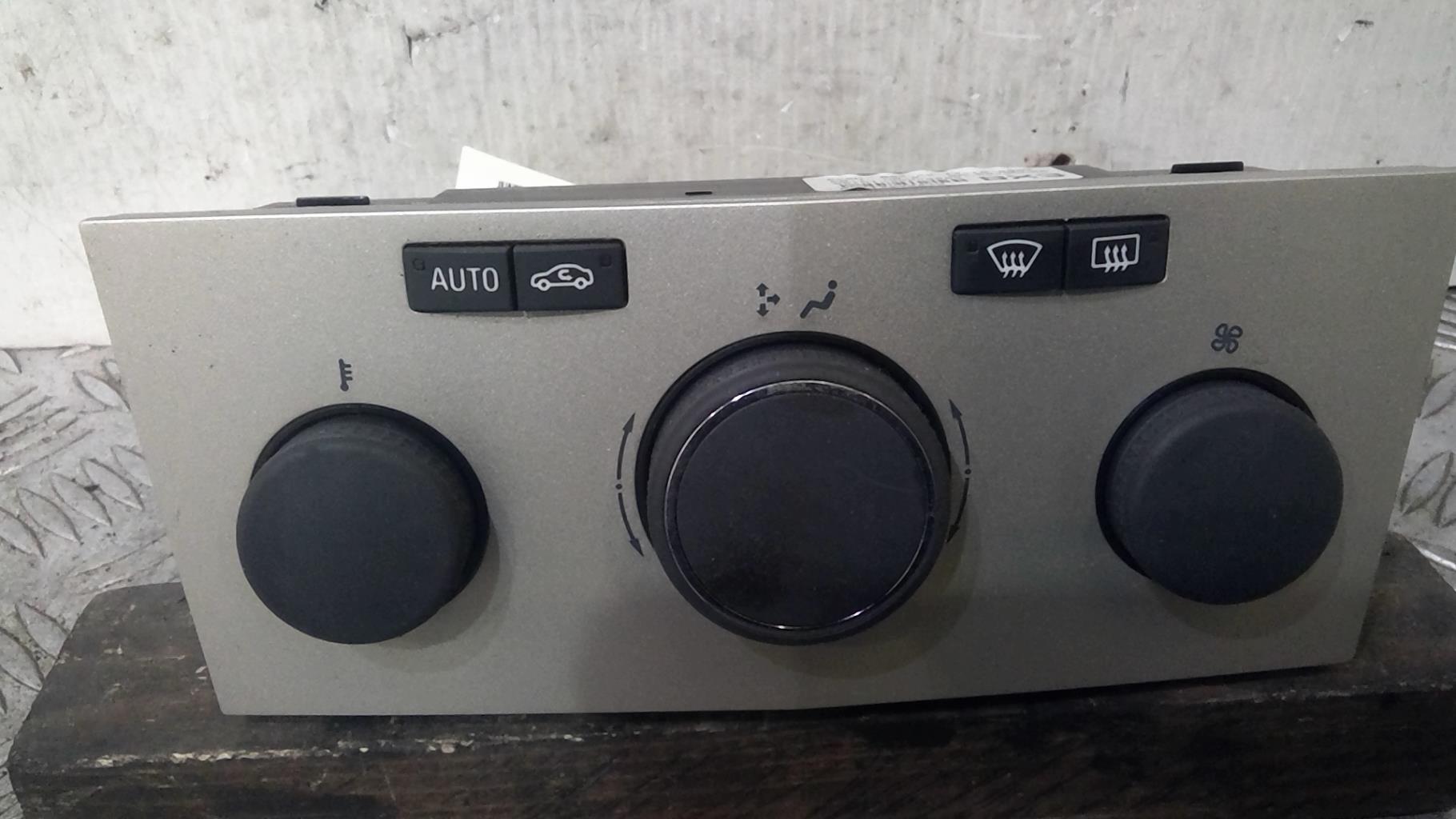 Commande chauffage OPEL ASTRA H GTC PHASE 2 Diesel - 1
