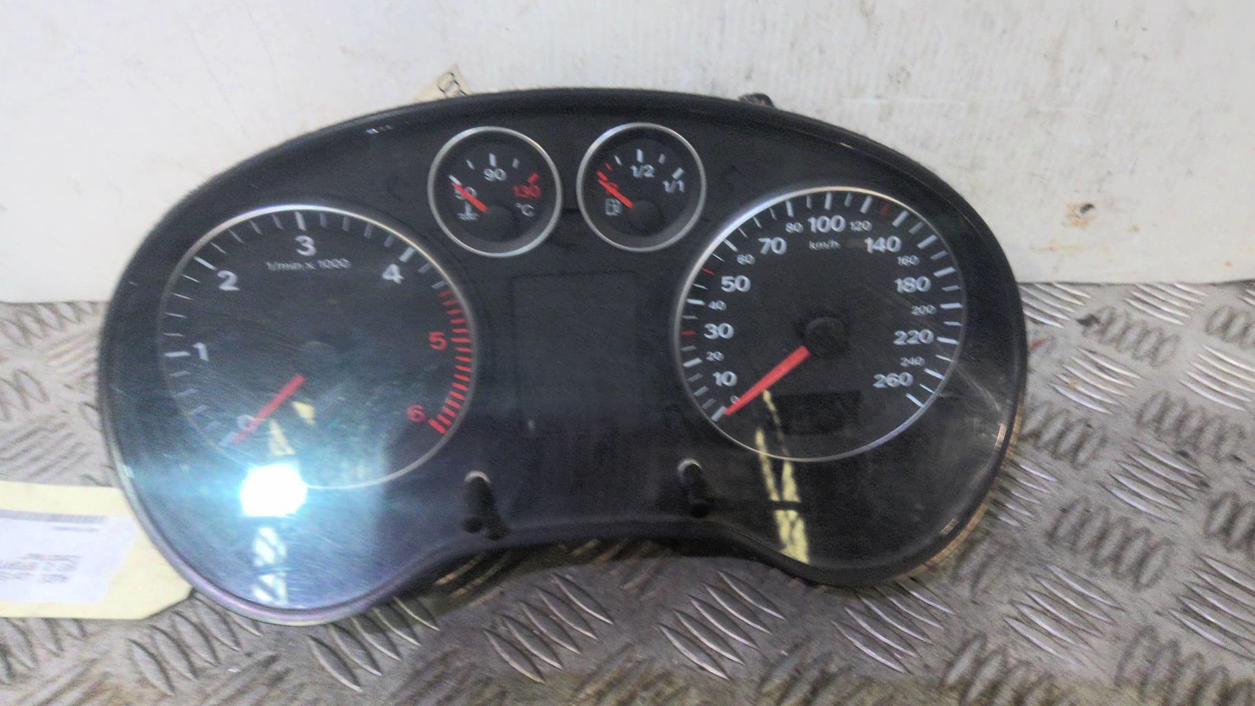 Compteur AUDI A3 2 SPORTBACK PHASE 1 Diesel - 1