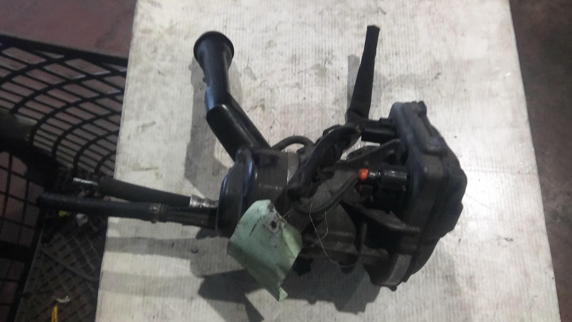Pompe de direction PEUGEOT 308 1 PHASE 1 Diesel - 1