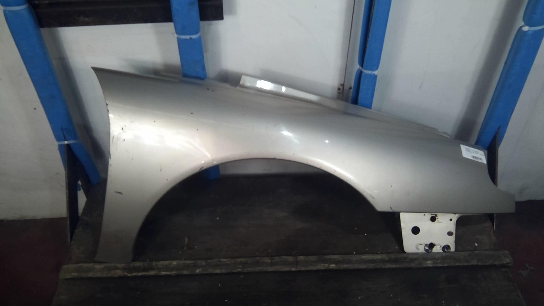 Parafango anteriore destro RENAULT LAGUNA 1 PHASE 1 Diésel - 1