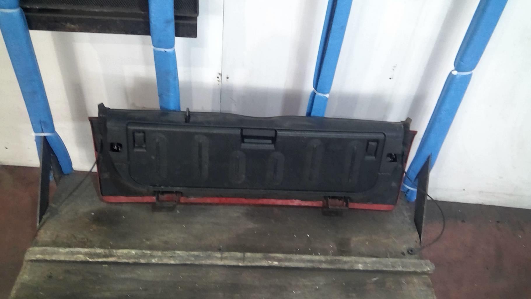 Hayon inferieur CITROEN C2 PHASE 1 Diesel - 1