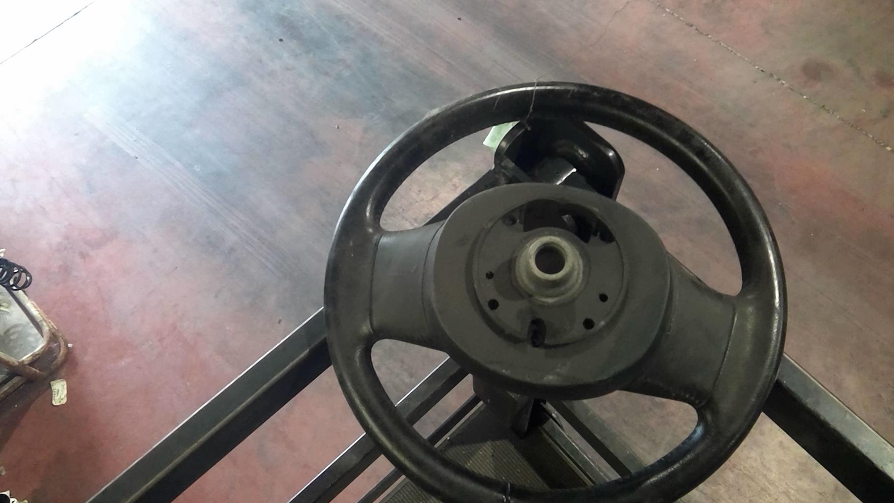 Volant MINI MINI 2 R55 CLUBMAN PHASE 1 BREAK Diesel - 1