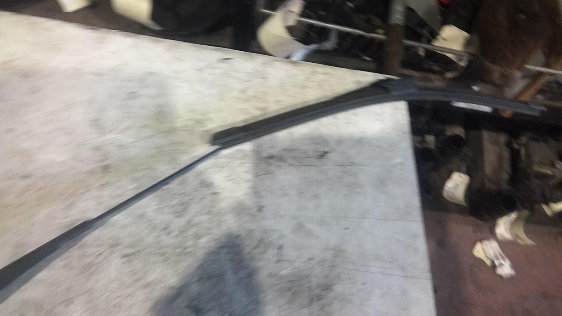 Braccio tergicristallo anteriore destro FORD C-MAX 1 PHASE 2 Diésel - 1