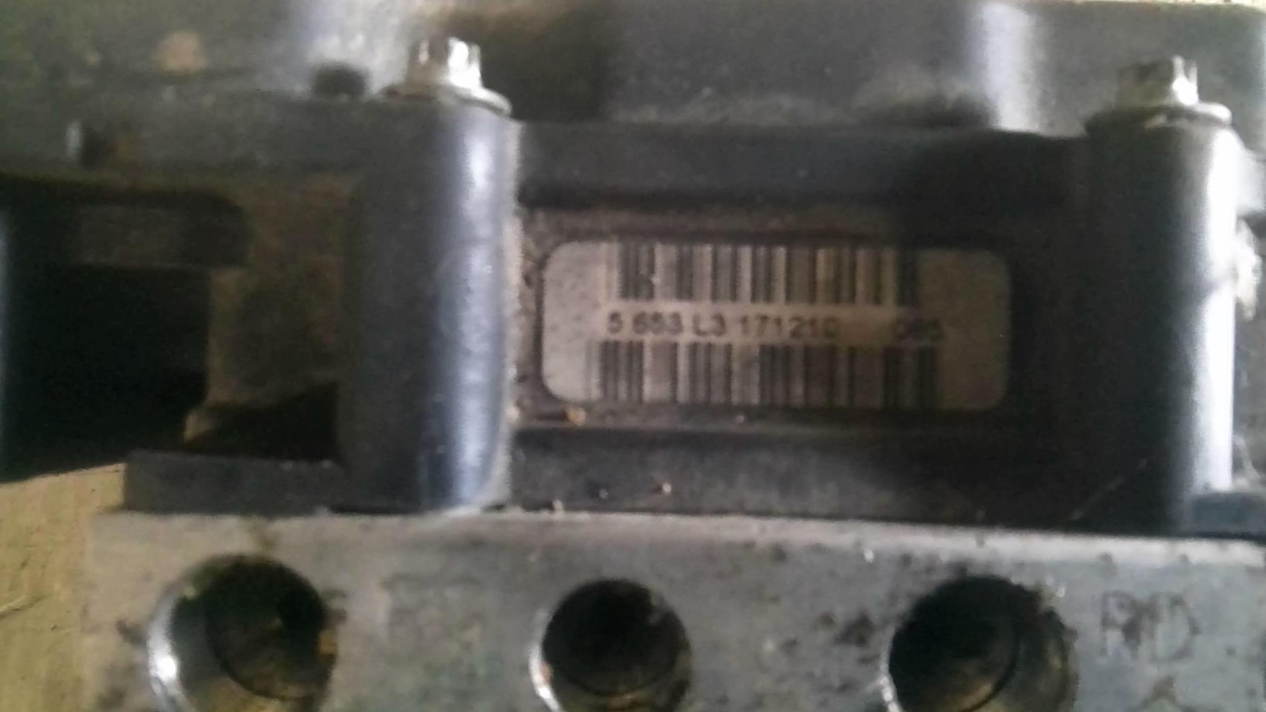Bloc ABS (freins anti-blocage) DACIA DUSTER 1 PHASE 1 Diesel - 1