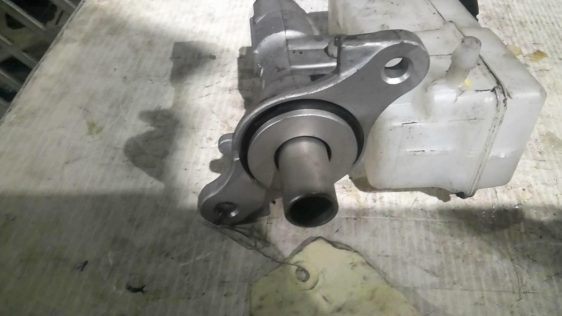 Cilindro maestro (freno) DACIA SANDERO 2 PHASE 2 Gasolina - 1