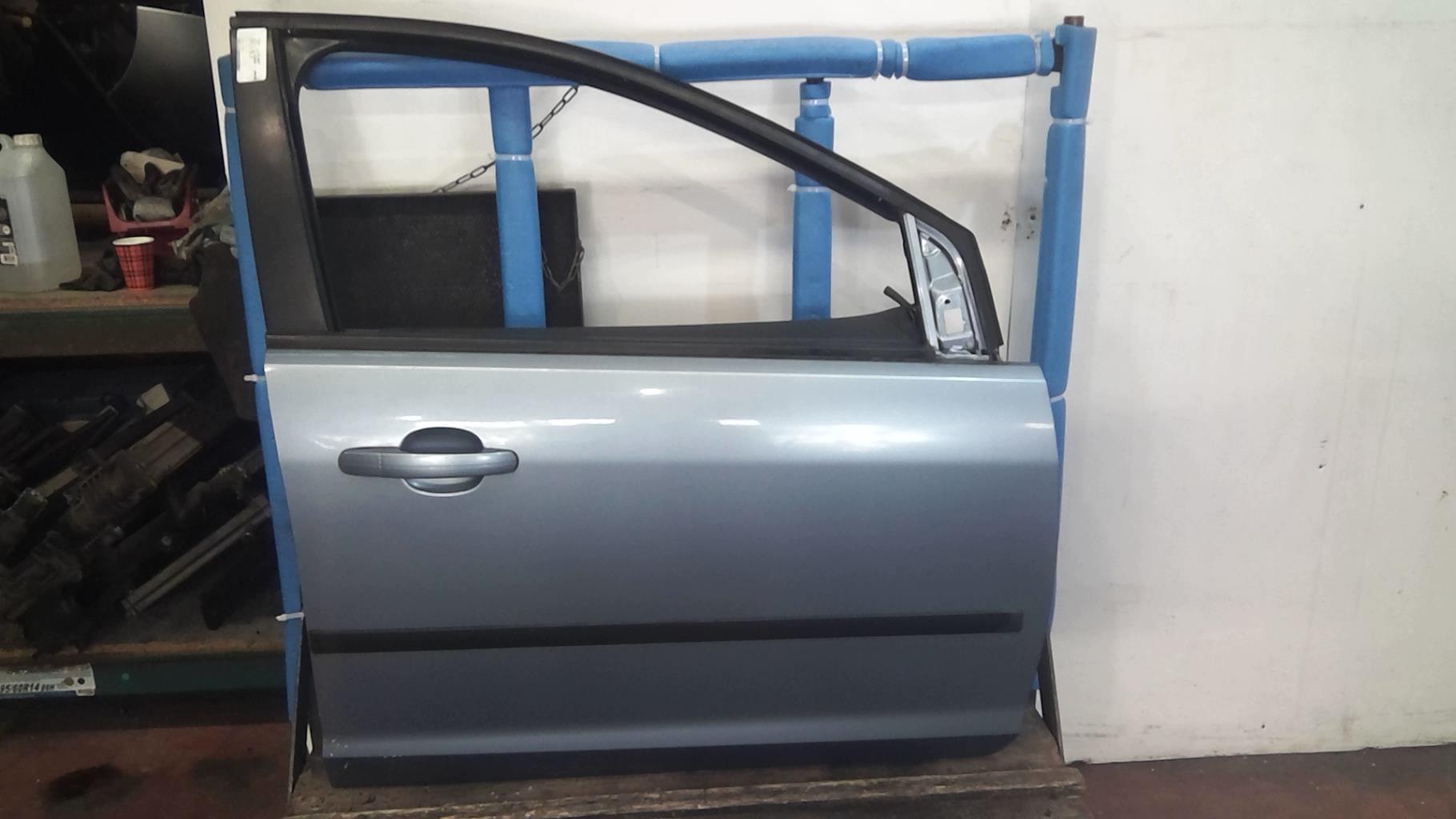 Puerta delantera derecha FORD FOCUS 2 PHASE 1 BREAK Diésel - 1