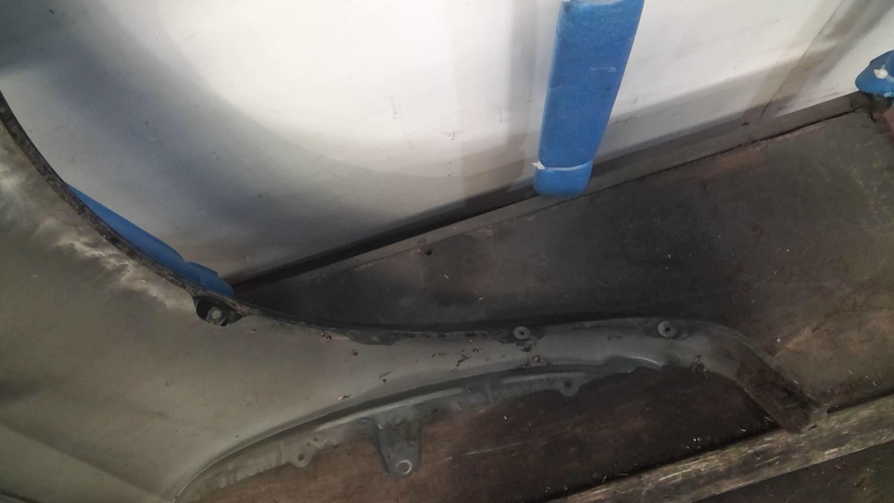 Parafango anteriore sinistro TOYOTA YARIS 1 PHASE 2 Gasolina - 1
