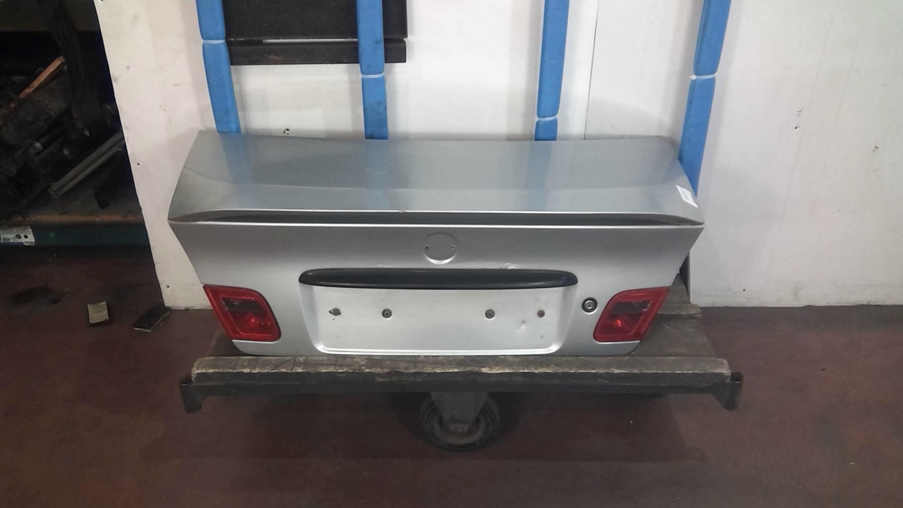 Malle/Hayon arriere BMW SERIE 3 E46 COUPE PHASE 1 Essence - 1