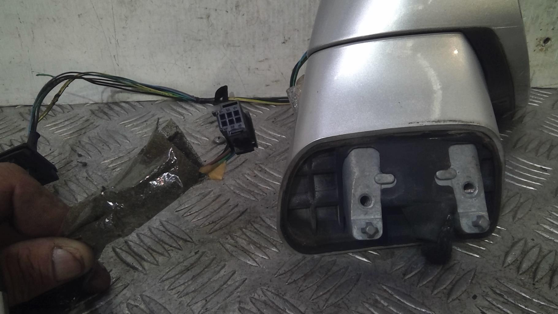 Retroviseur droit CITROEN C4 1 PHASE 1 Essence - 1
