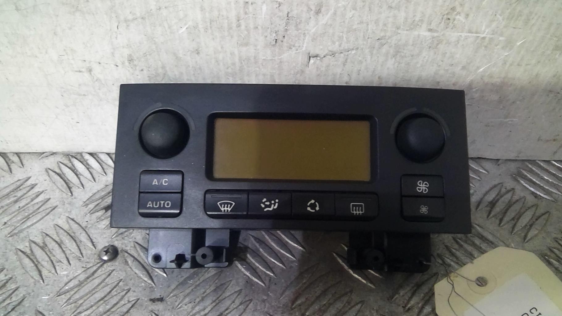 Commande chauffage CITROEN C4 1 PHASE 1 Essence - 1