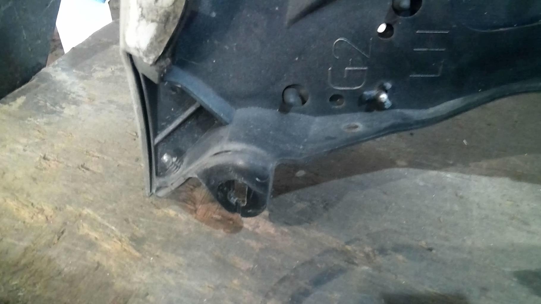 Parafango anteriore sinistro RENAULT MEGANE 2 PHASE 2 BREAK Diésel - 1
