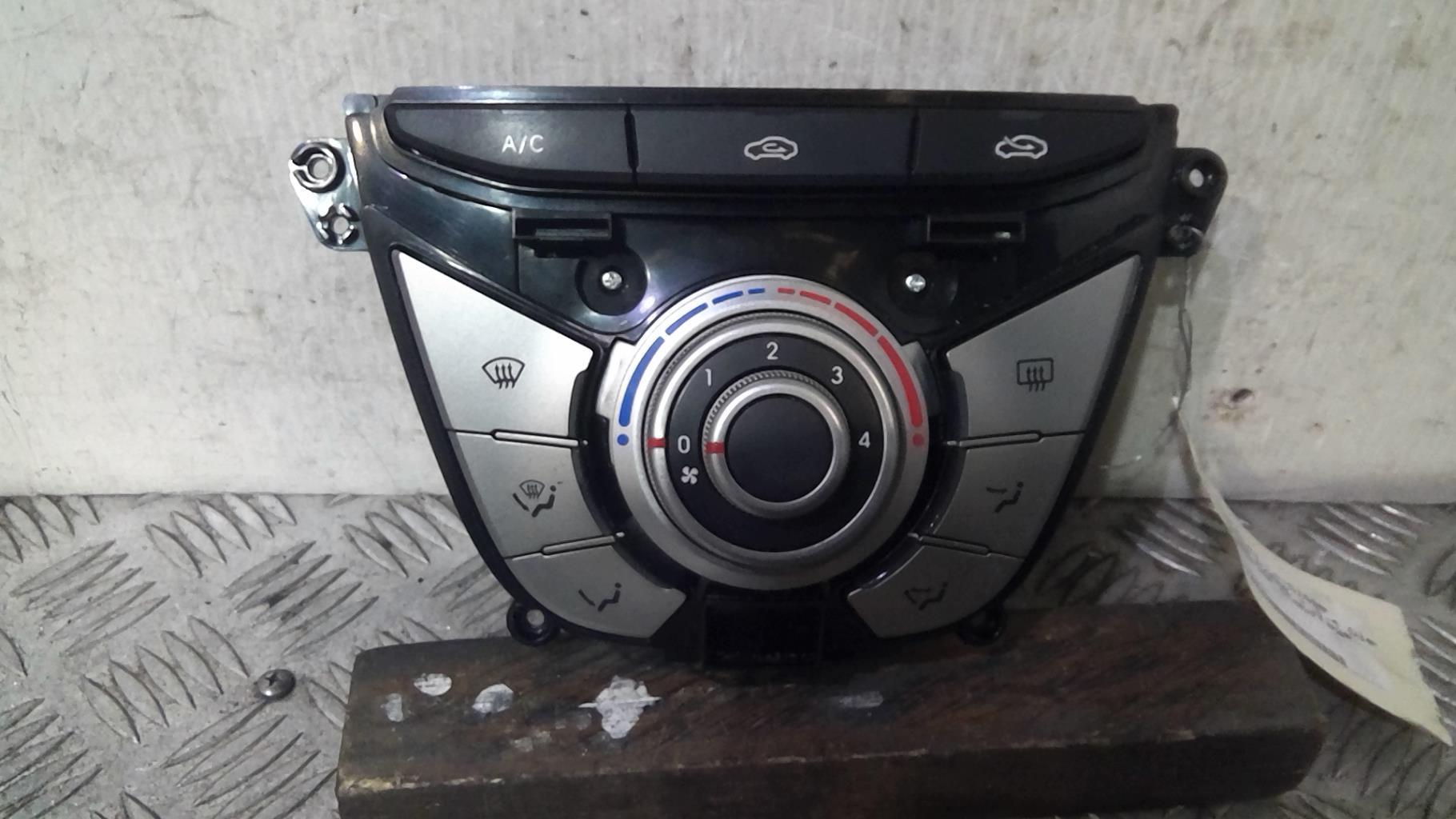 Commande chauffage HYUNDAI IX 20 PHASE 1 Diesel - 1