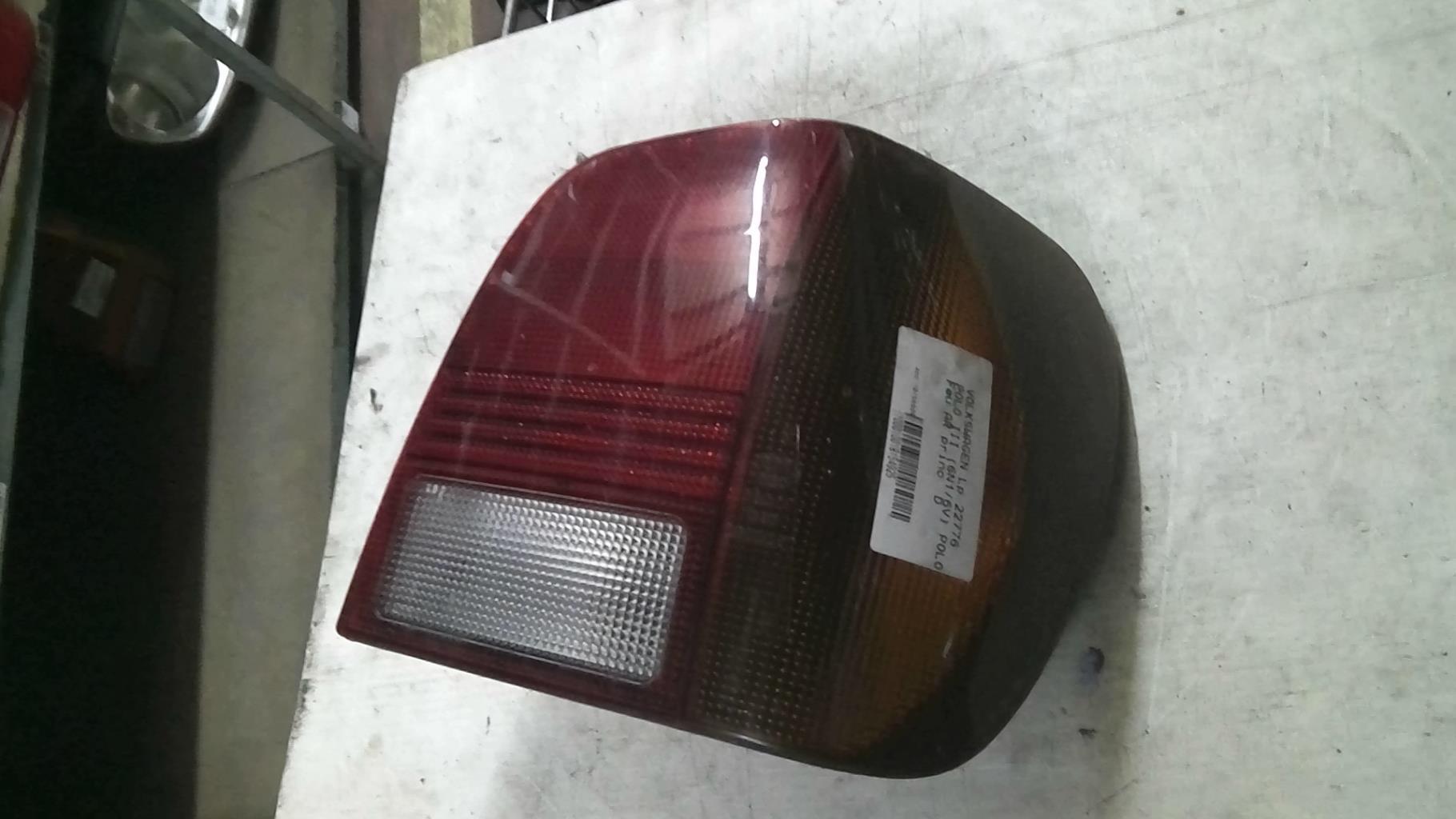 Fanale posteriore principale destro (luci) VOLKSWAGEN POLO 3 PHASE 1 Gasolina - 1