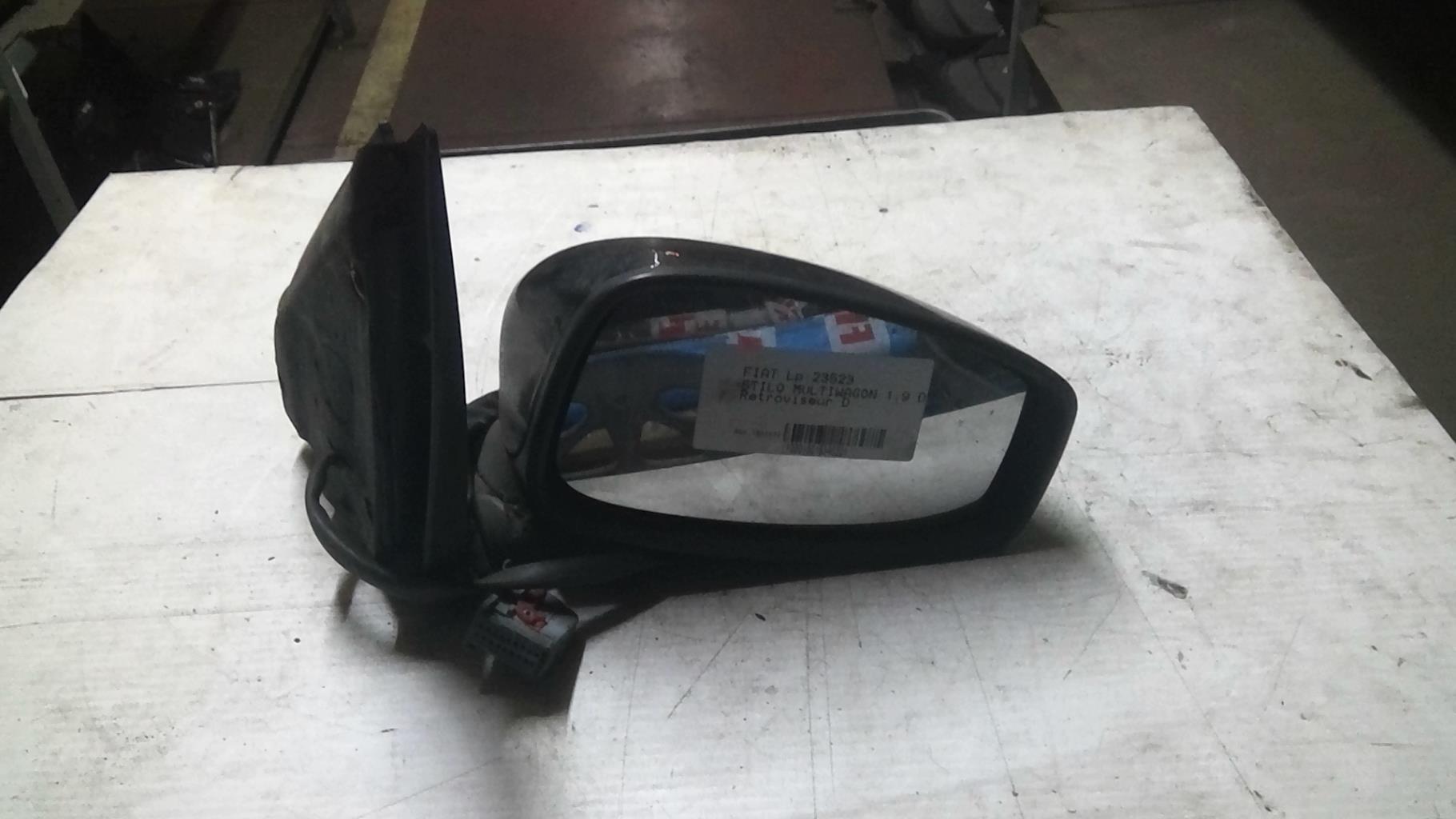 Retrovisor derecho FIAT STILO BREAK Diésel - 1