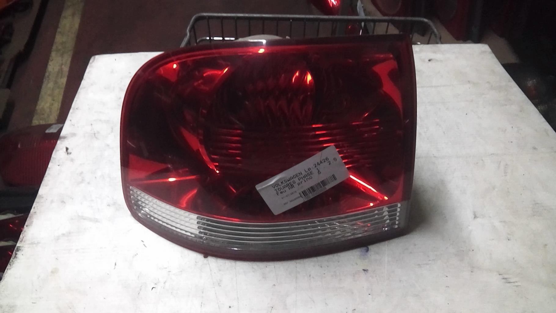 Fanale posteriore principale sinistro (luci) VOLKSWAGEN TOUAREG 1 PHASE 1 Diésel - 1