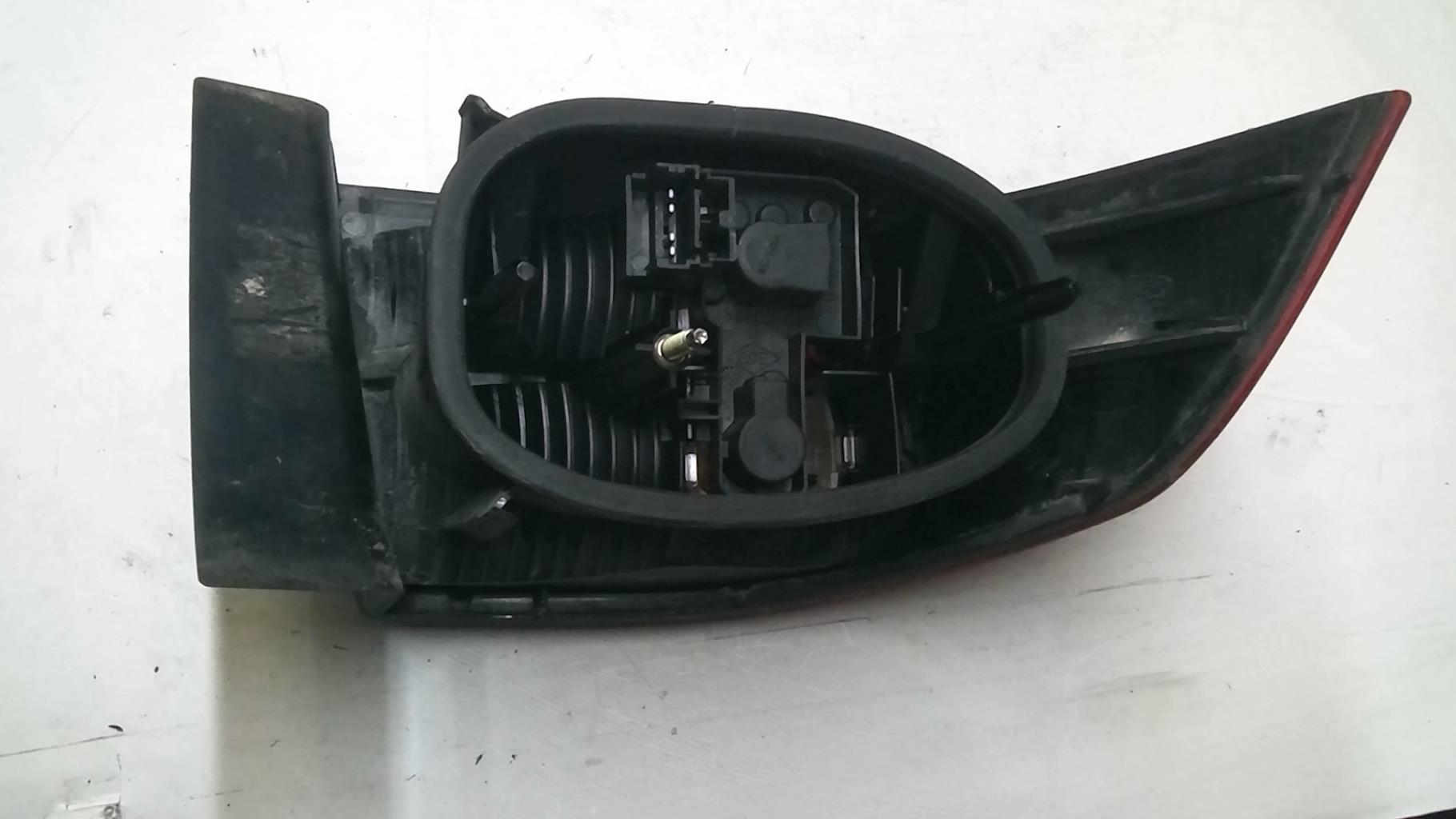 Fanale posteriore principale destro (luci) RENAULT LAGUNA 2 PHASE 1 Diésel - 1