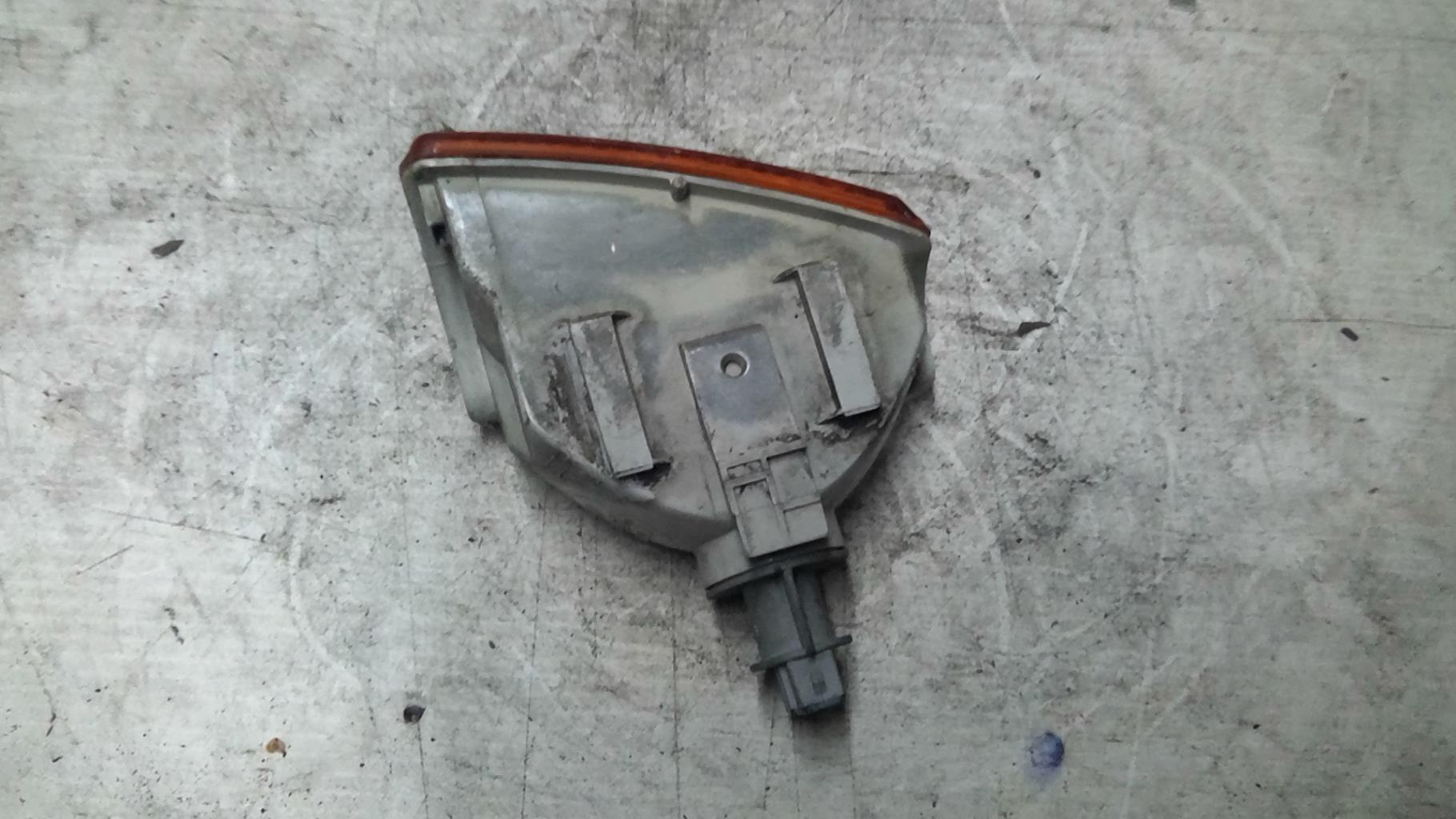Gruppo ottico anteriore secondario destro (luci)(freccia) VOLKSWAGEN POLO 2 PHASE 2 Gasolina - 1