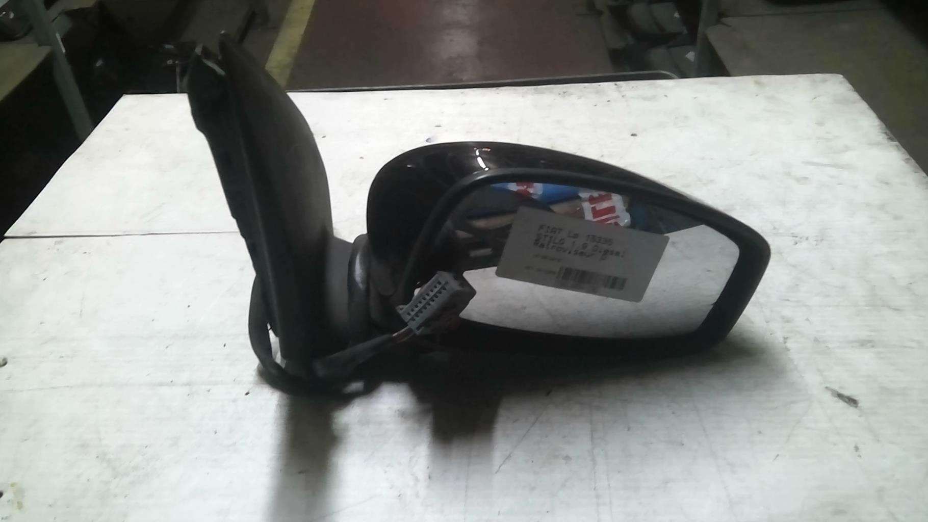 Retrovisor derecho FIAT STILO Diésel - 1