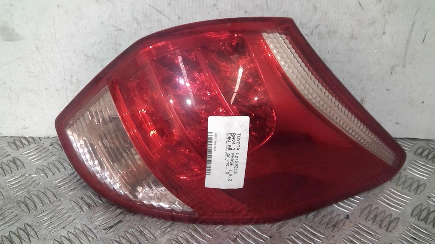 Fanale posteriore principale destro (luci) TOYOTA RAV4 3 PHASE 1  - 1