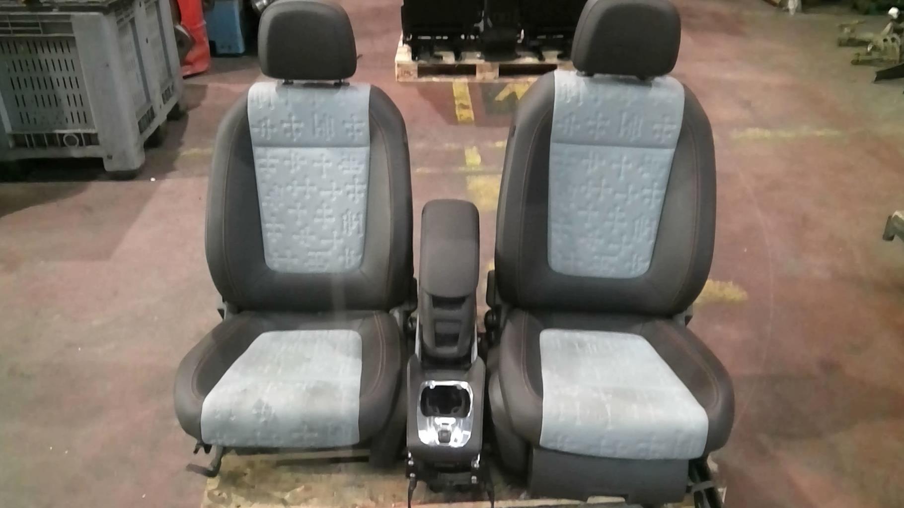 Interieur complet OPEL MERIVA B PHASE 1 Diesel - 1
