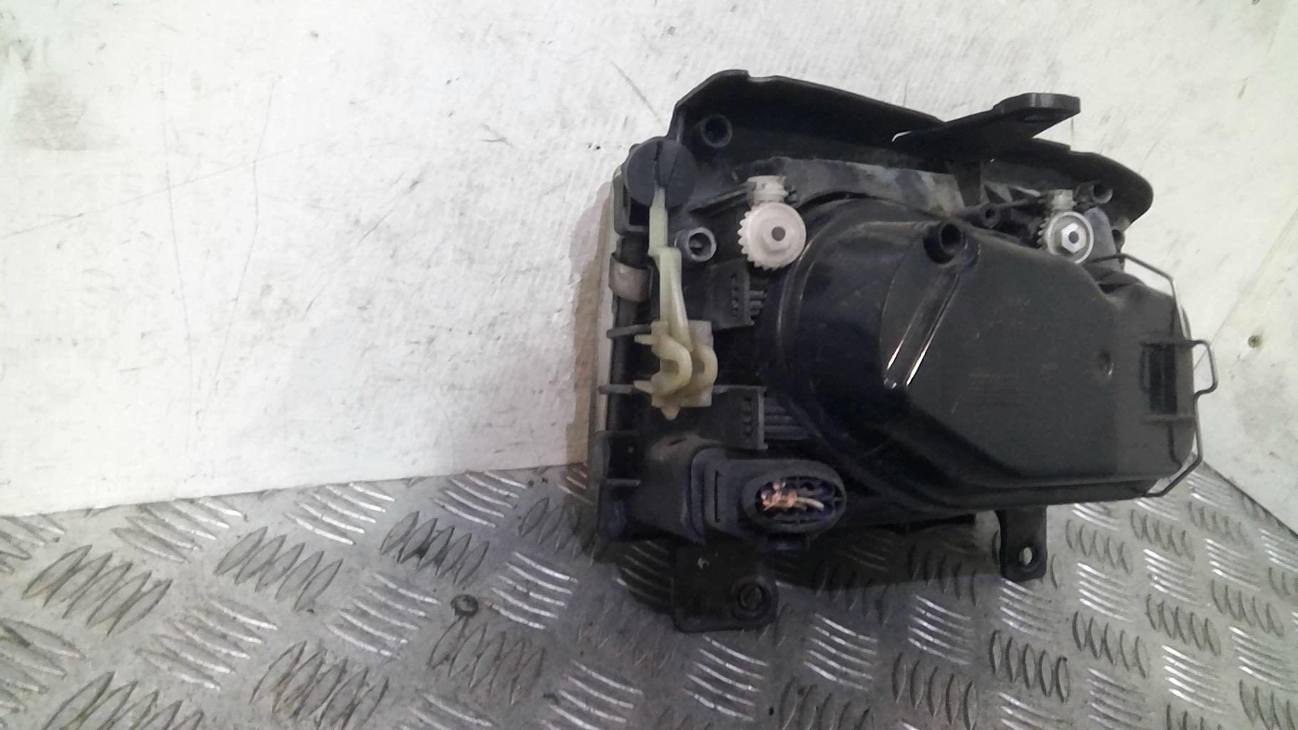 Gruppo ottico anteriore principale sinistro (luci)(faro) VOLKSWAGEN POLO 3 PHASE 2 Diésel - 1