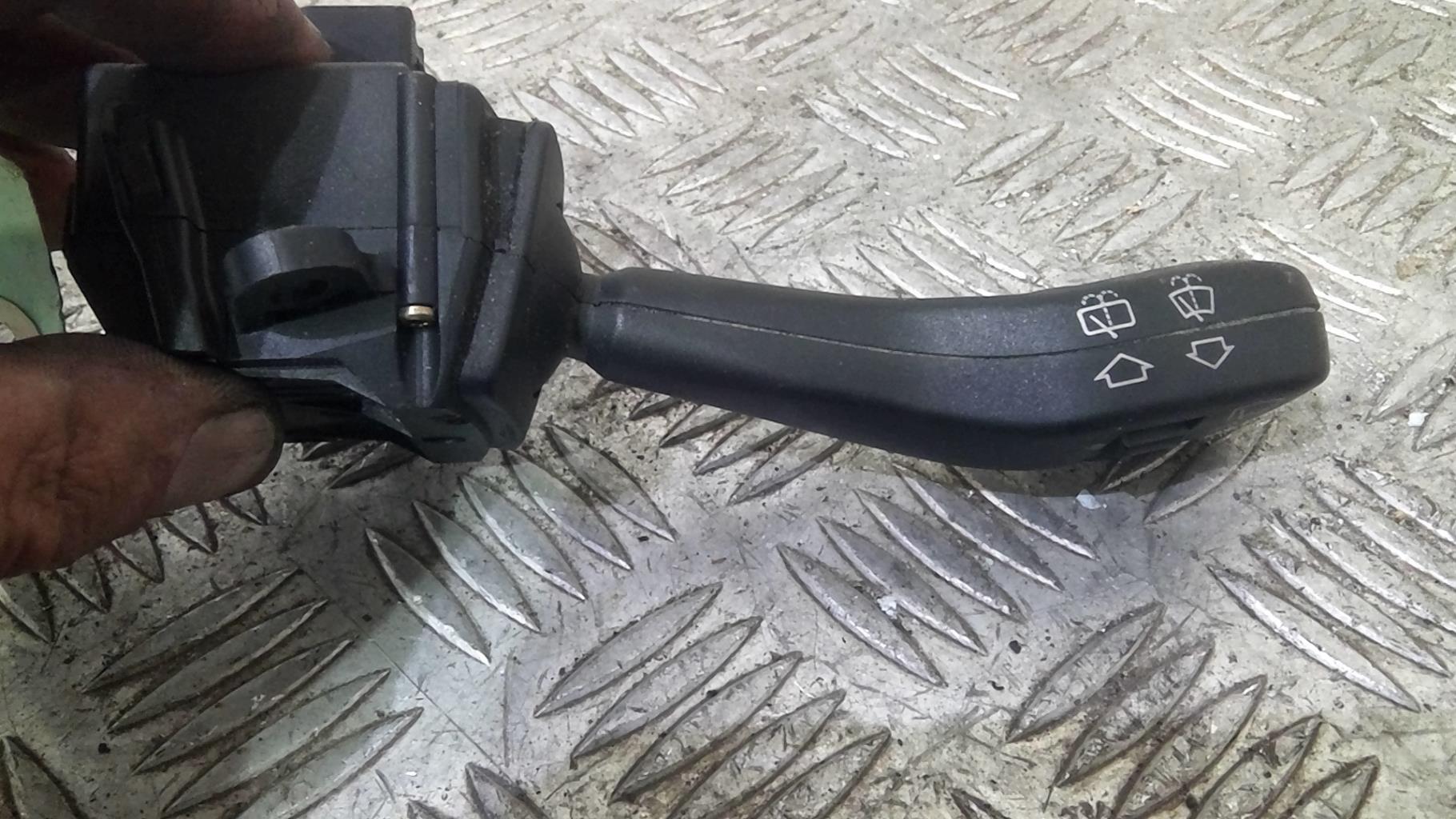 Commodo d'essuie glaces BMW SERIE 3 E46 TOURING PHASE 2 BREAK Essence - 1