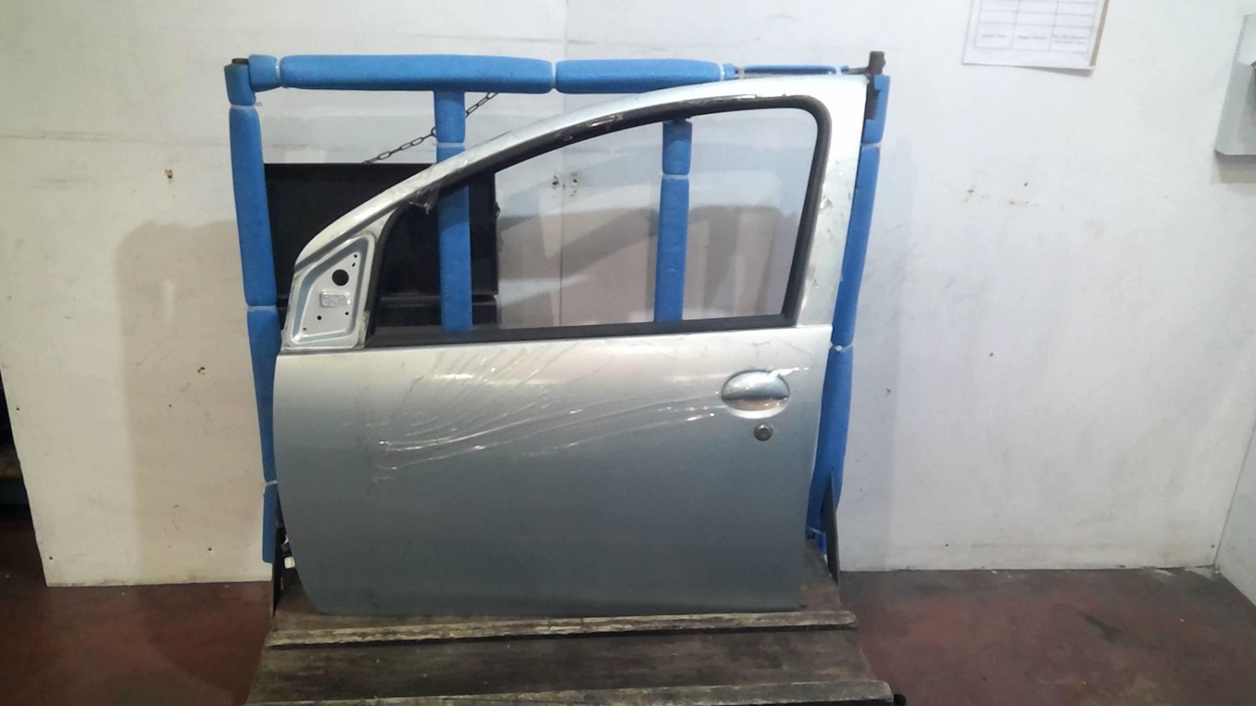 Portiera anteriore sinistra TOYOTA AYGO 1 PHASE 1 Gasolina - 1