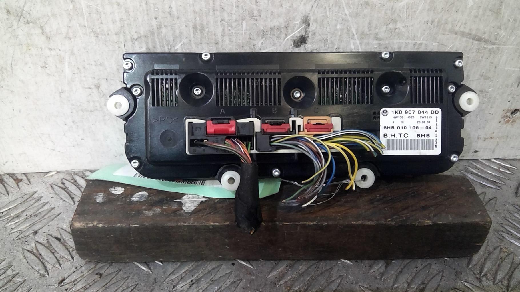 Commande chauffage VOLKSWAGEN GOLF 5 Diesel - 1