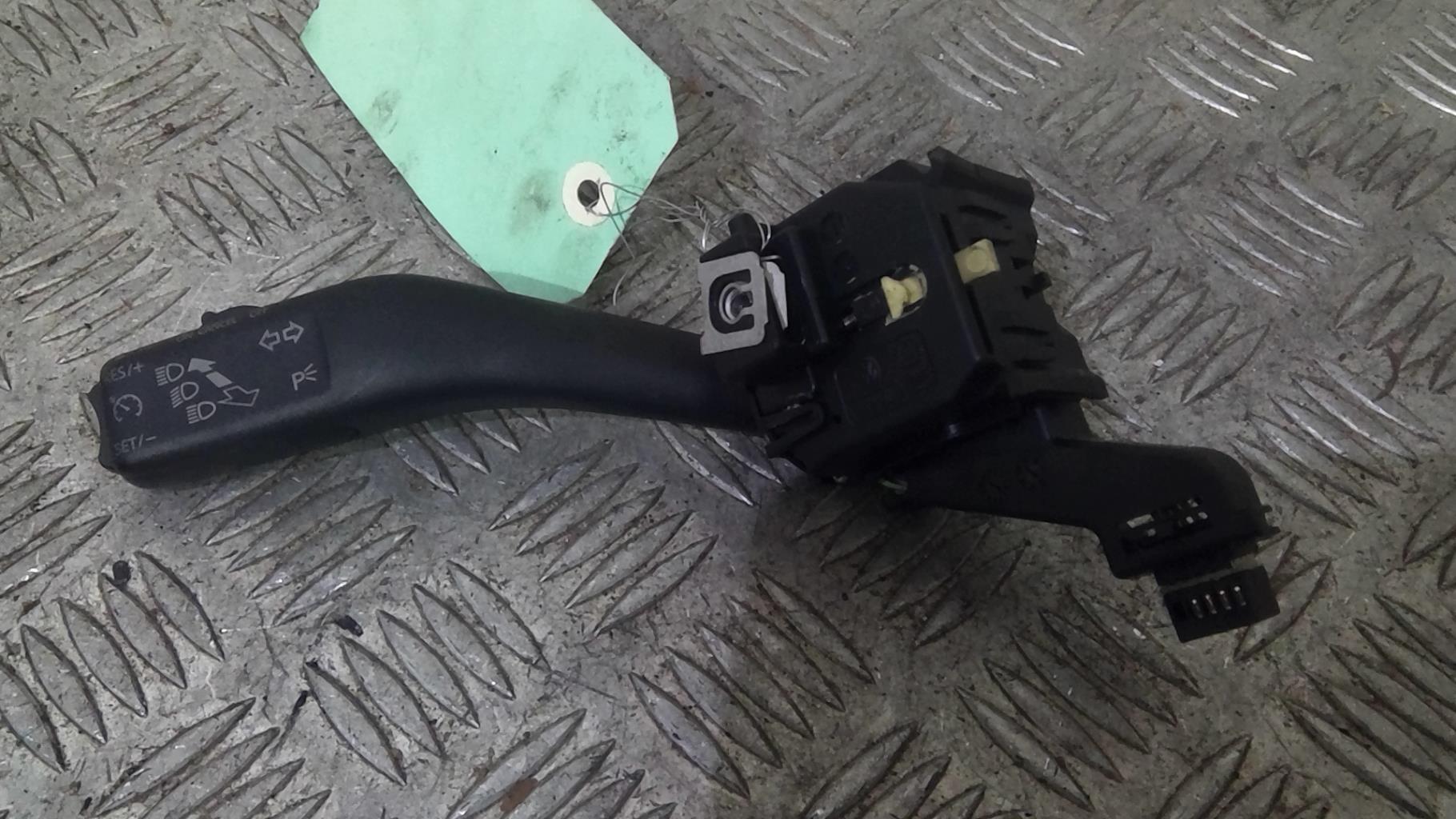 Commodo phare VOLKSWAGEN GOLF 5 Diesel - 1