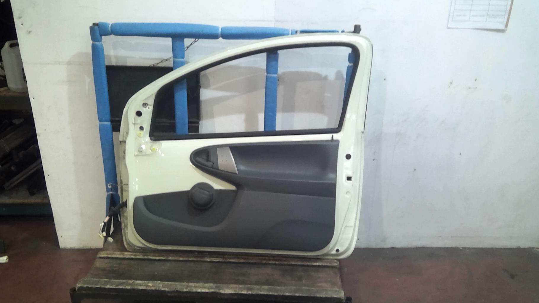 Portiera anteriore destra CITROEN C1 1 PHASE 1 Diésel - 1