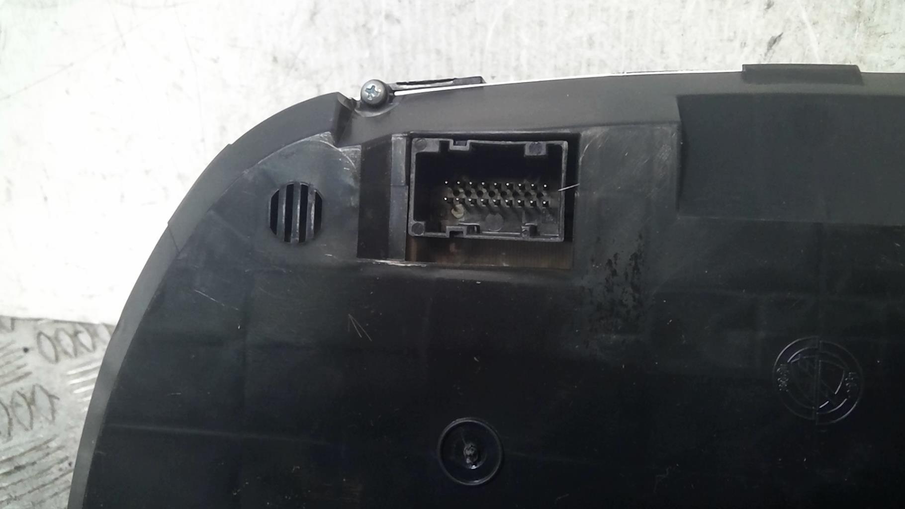 Compteur FIAT PANDA 2 PHASE 2 Essence - 1