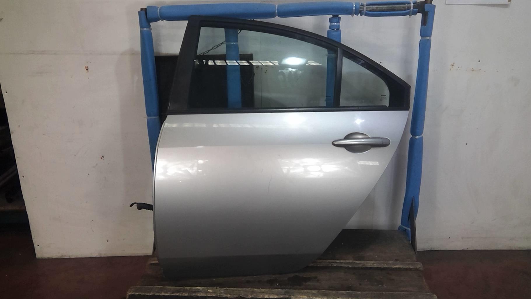 Portiera posteriore sinistra NISSAN PRIMERA 4 Diésel - 1