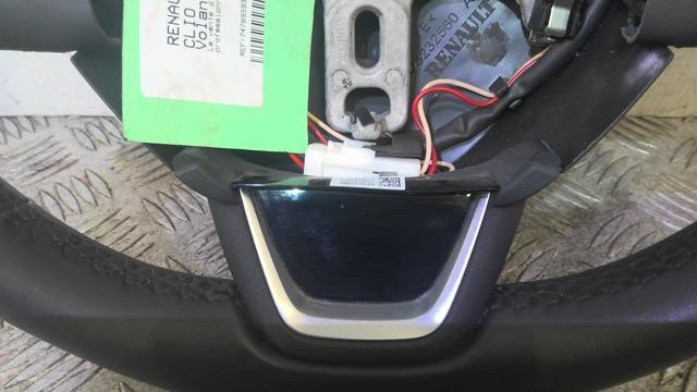 Volant RENAULT CLIO 4 PHASE 2 BREAK Diesel - 1