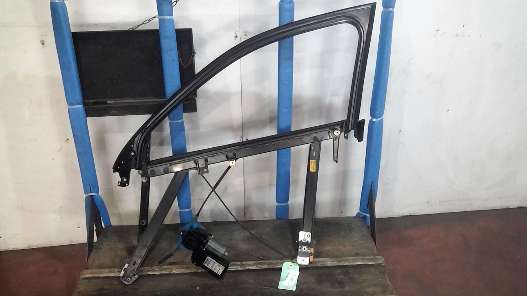 Alzacristalli elettrico anteriore destro AUDI A4 2 PHASE 2  - 1