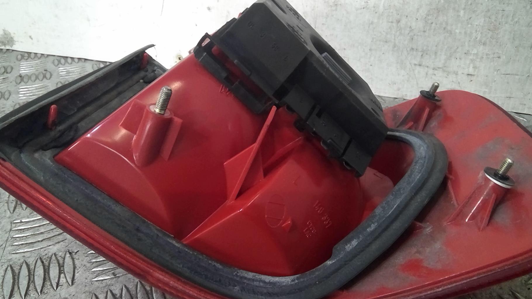Fanale posteriore principale sinistro (luci) AUDI 90 2 Gasolina - 1