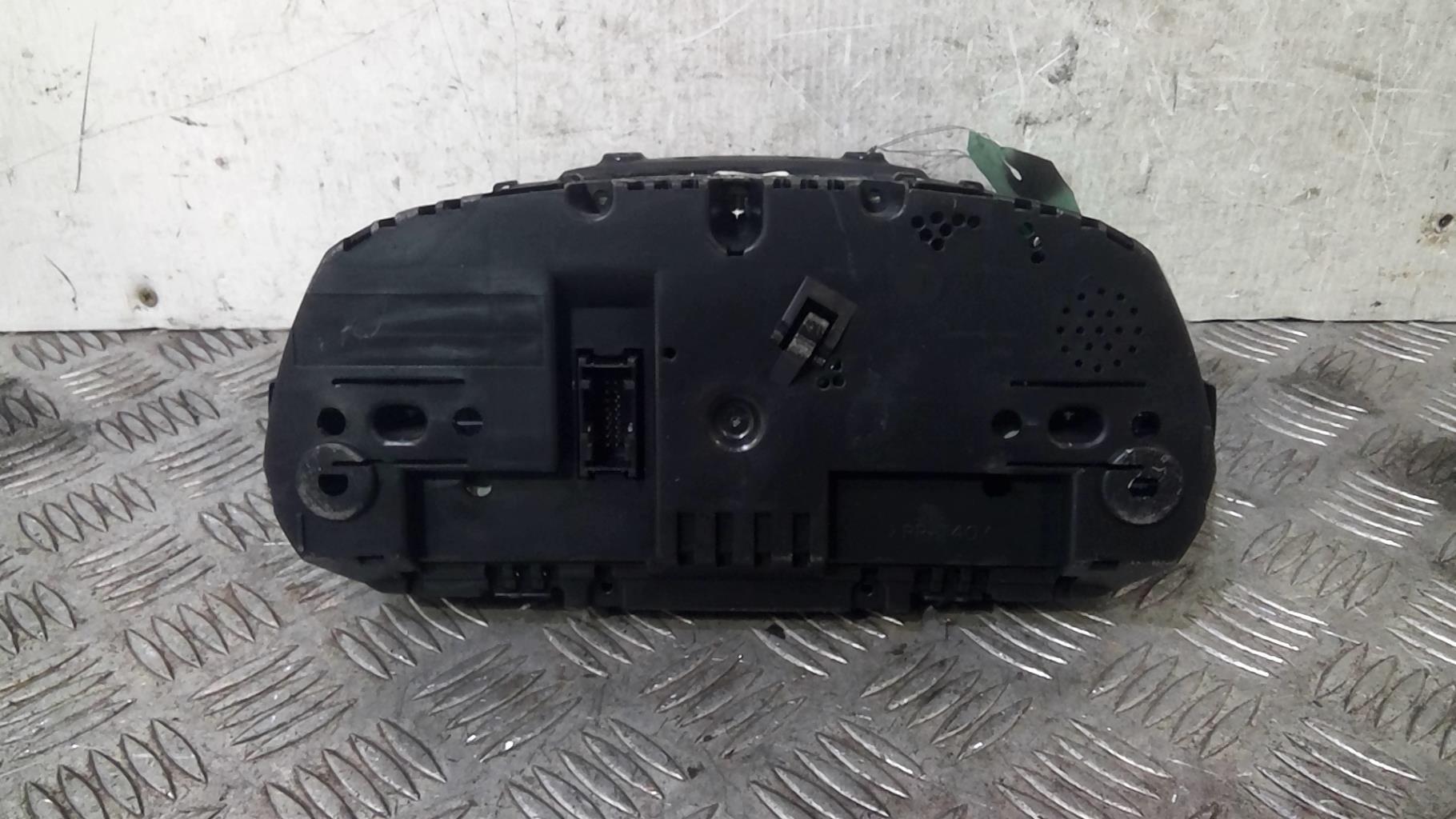 Compteur BMW SERIE 1 E87 PHASE 1 Diesel - 1
