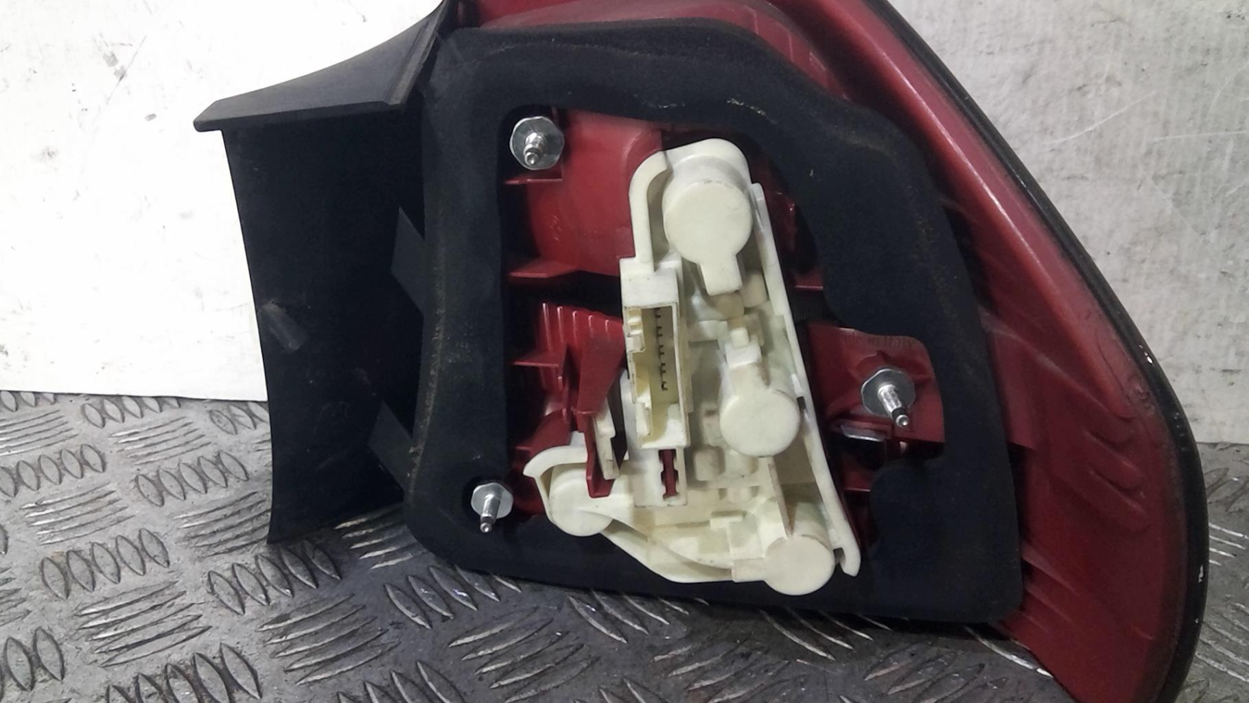Fanale posteriore principale sinistro (luci) BMW SERIE 3 E90 PHASE 1 Diésel - 1