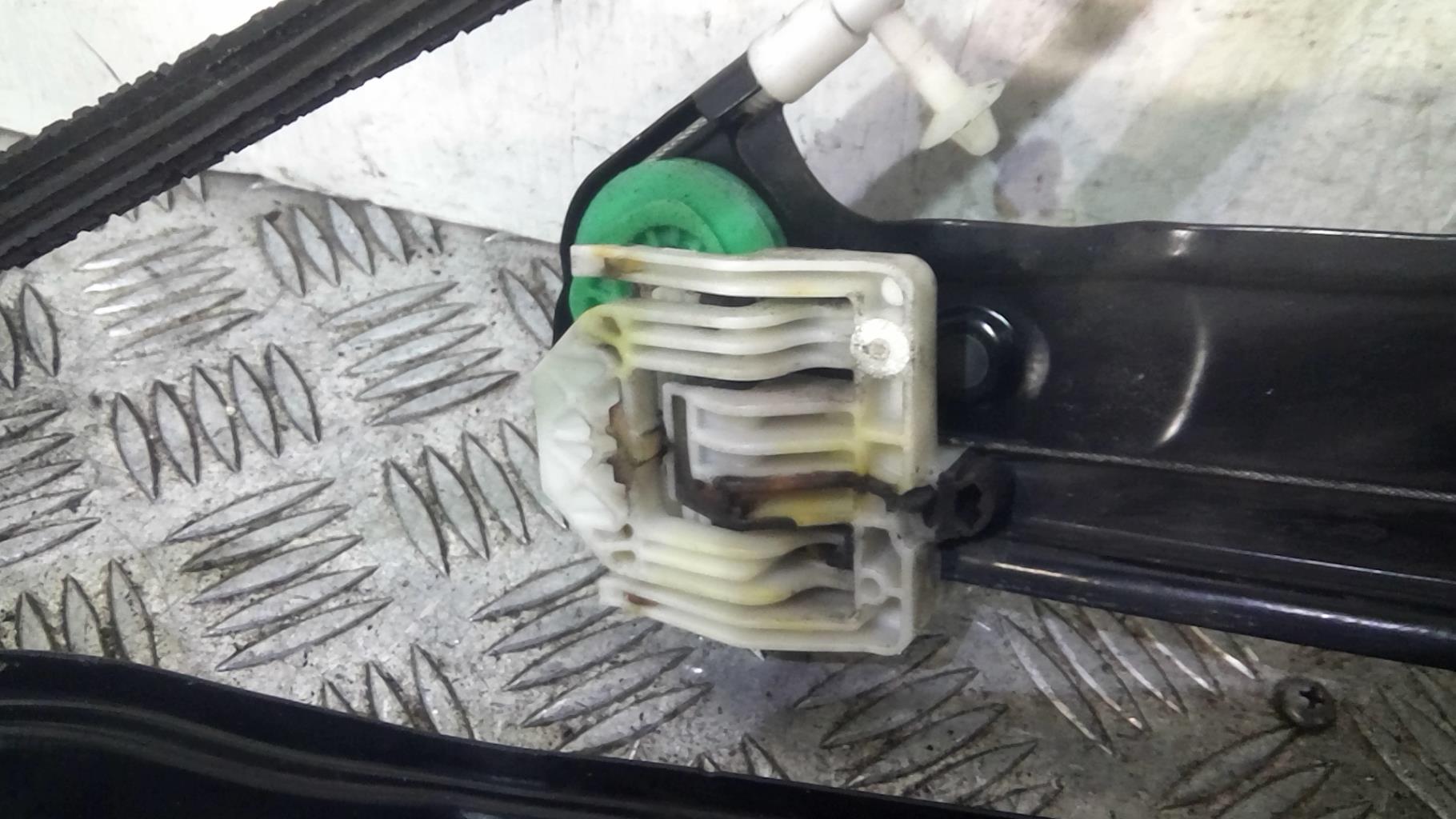 Alzacristalli elettrico anteriore sinistro BMW SERIE 3 E90 PHASE 1 Diésel - 1